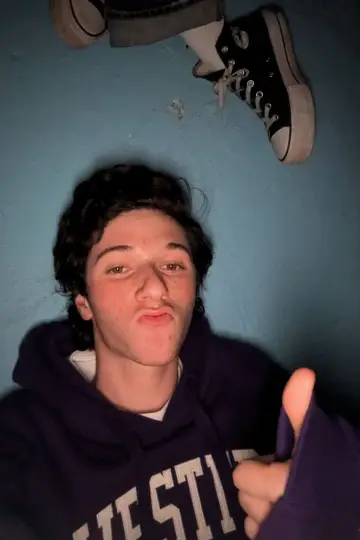 Zdjęcie Cameron Schacter #415417