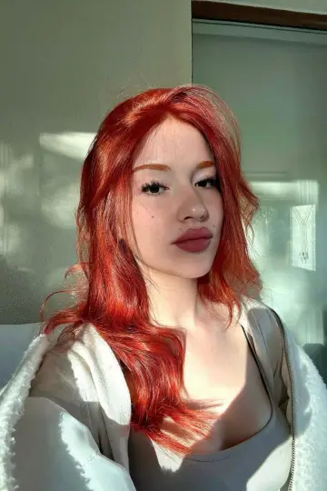 Zdjęcie Selin Aksar