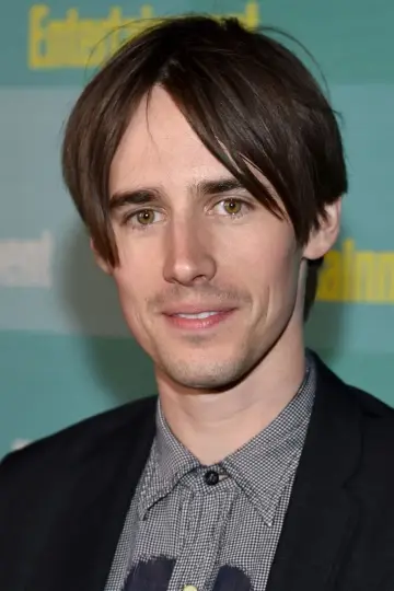 Zdjęcie Reeve Carney #92242