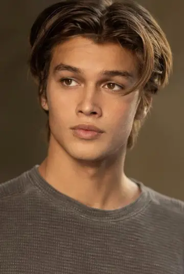 Zdjęcie  (Noah Redclay) #449372