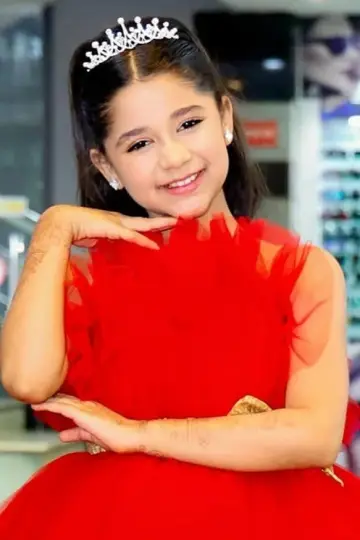 Zdjęcie Aayushi Dhakal