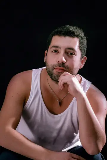 Zdjęcie Ro Olivares