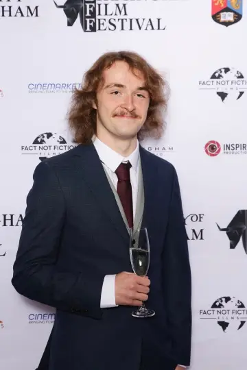 Zdjęcie  (Kyle Doman) #481786