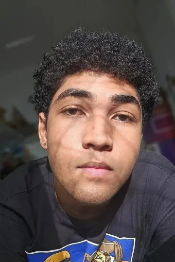 Zdjęcie Victor Hugo Fernandes