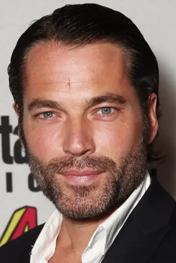 Zdjęcie Tim Rozon #118625