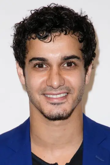 Zdjęcie Elyes Gabel #8617