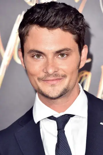 Zdjęcie Shiloh Fernandez #24635