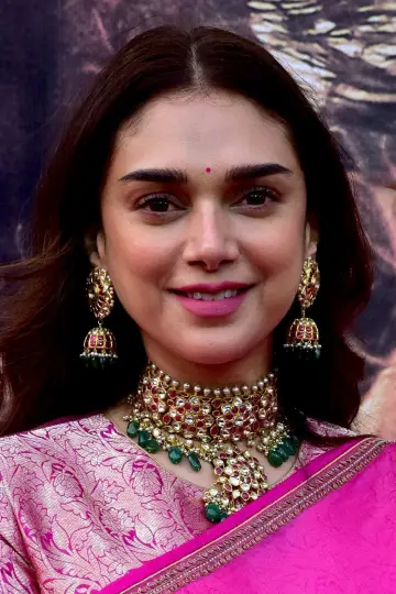 Zdjęcie Aditi Rao Hydari (Aditi Rao Hydari) #162882