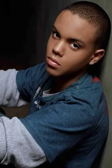 Zdjęcie Evan Ross #6148