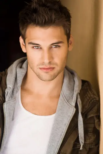Zdjęcie Ryan Guzman #96623