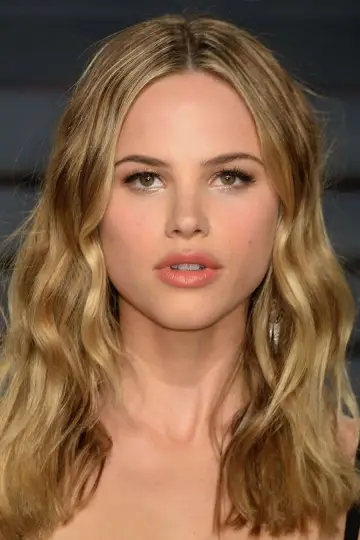 Zdjęcie Halston Sage #25734