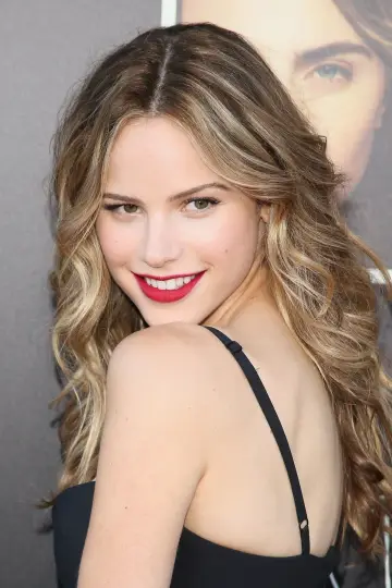 Zdjęcie Halston Sage #25742