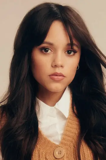 Zdjęcie Dżena Ortega (Jenna Ortega) #17323