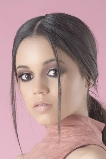 Zdjęcie Dżena Ortega (Jenna Ortega) #17324
