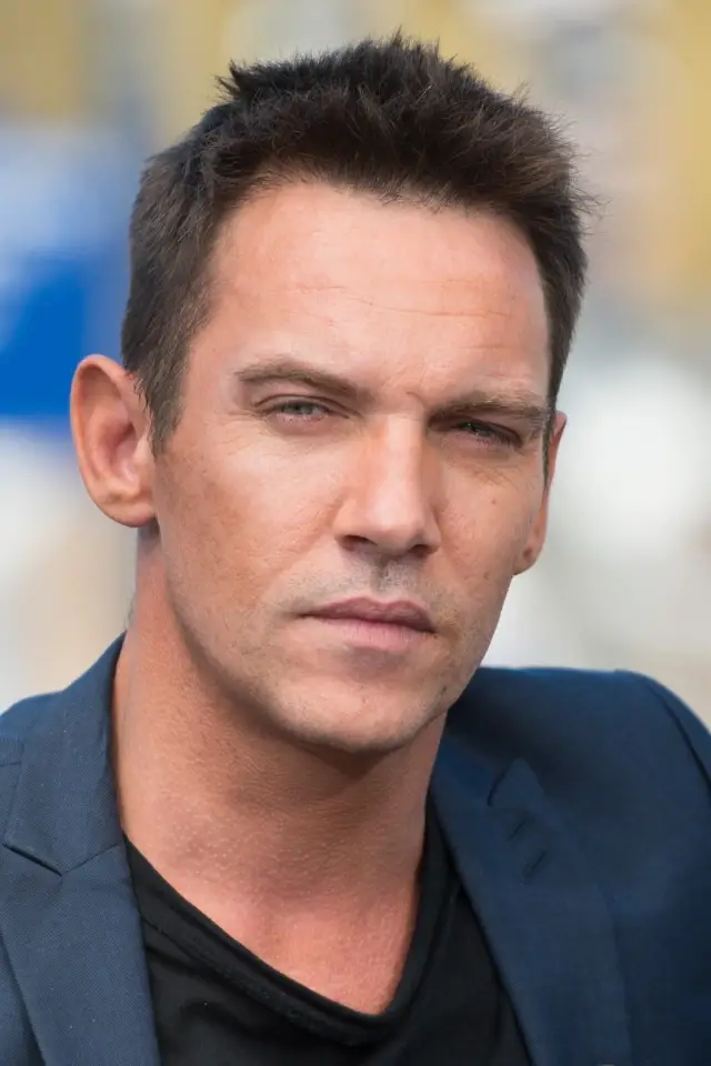 Zdjęcie Jonathan Rhys Meyers