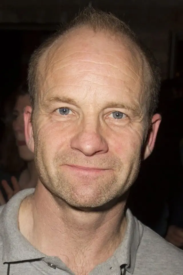 Zdjęcie Adrian Rawlins