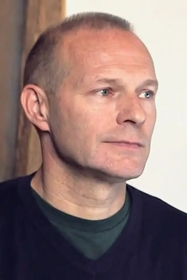 Zdjęcie Giles Nuttgens