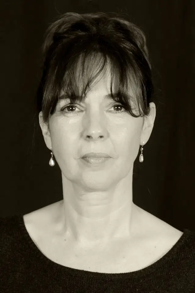 Zdjęcie Phoebe Nicholls