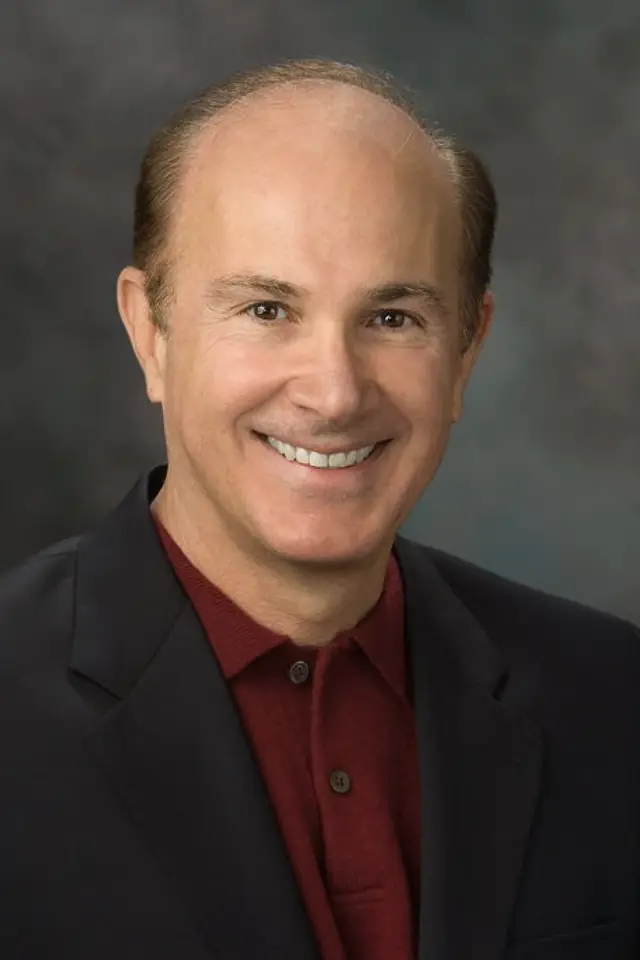 Zdjęcie Howard G. Kazanjian