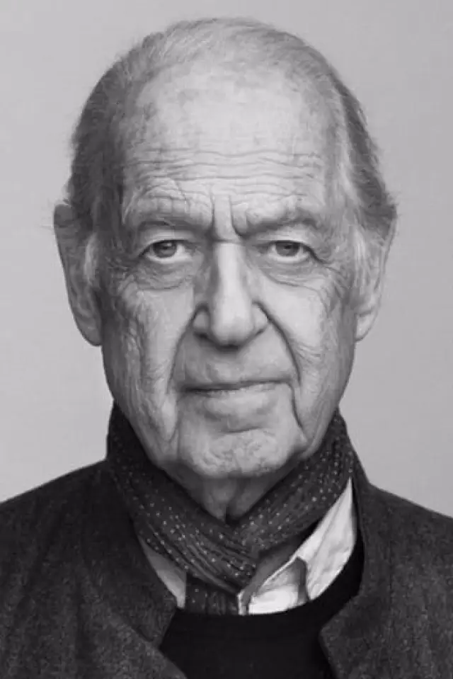 Zdjęcie John Standing