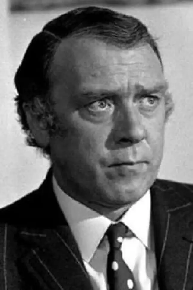 Zdjęcie Freddie Jones