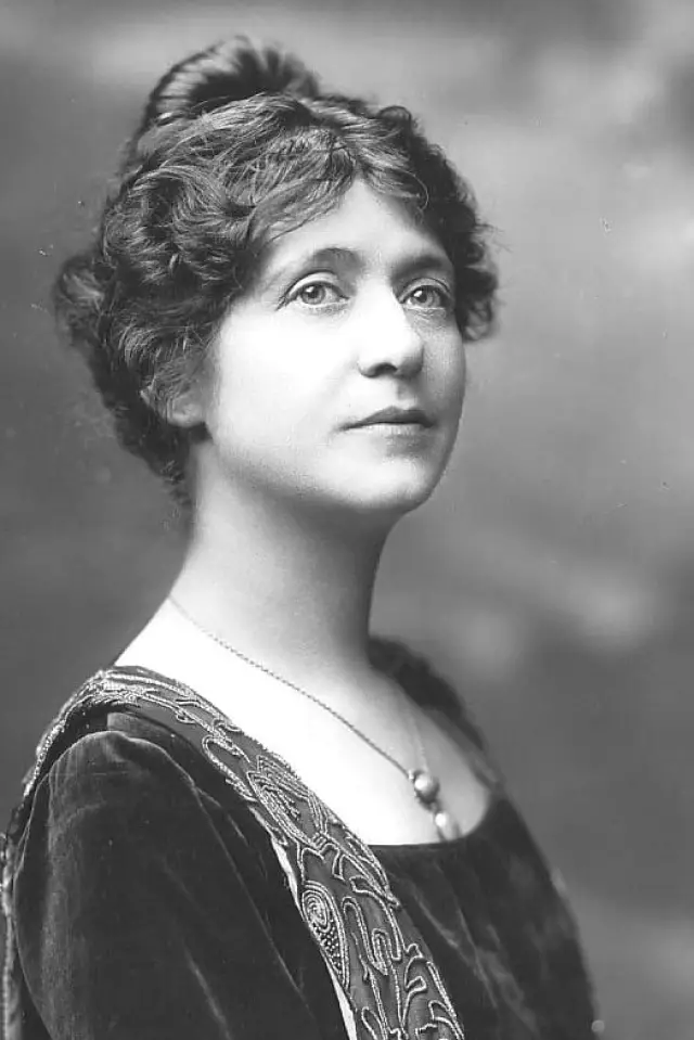 Zdjęcie Emma Dunn