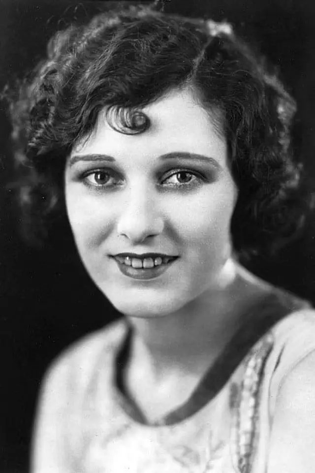 Zdjęcie Georgia Hale