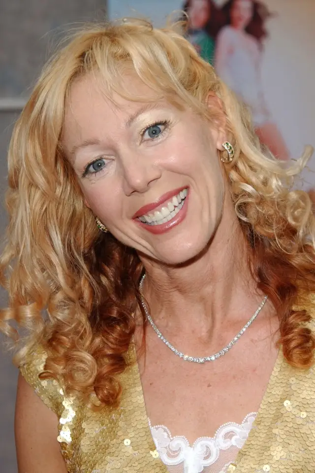Zdjęcie  (Lynn-Holly Johnson)