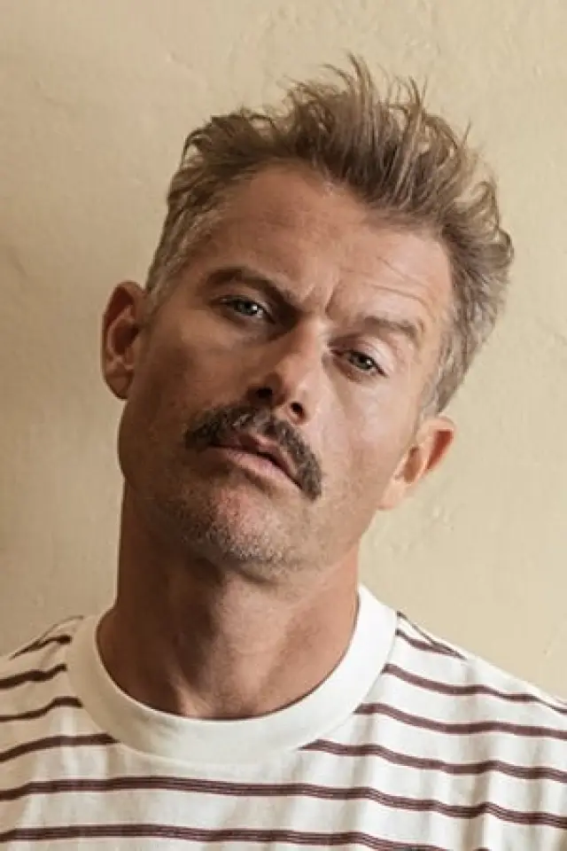 Zdjęcie James Badge Dale