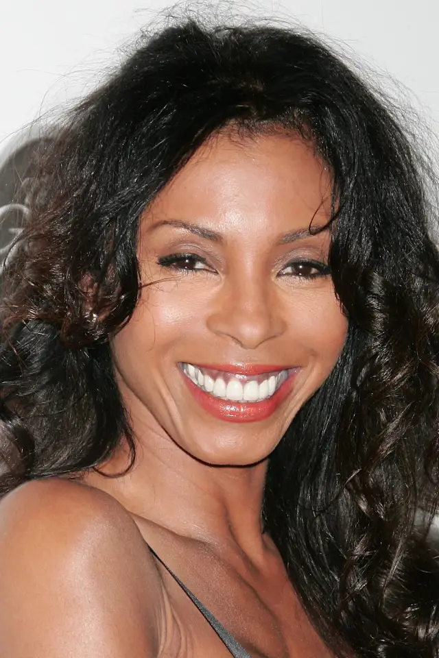 Zdjęcie Khandi Alexander