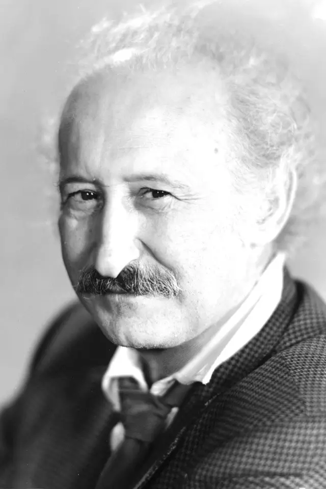 Zdjęcie  (Lou Gilbert)