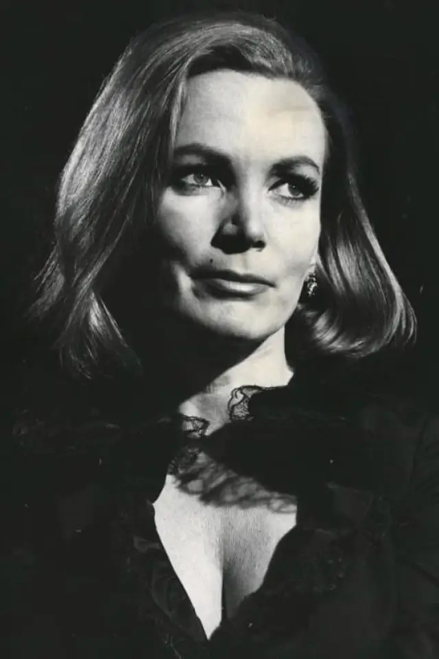 Zdjęcie  (Delphi Lawrence)