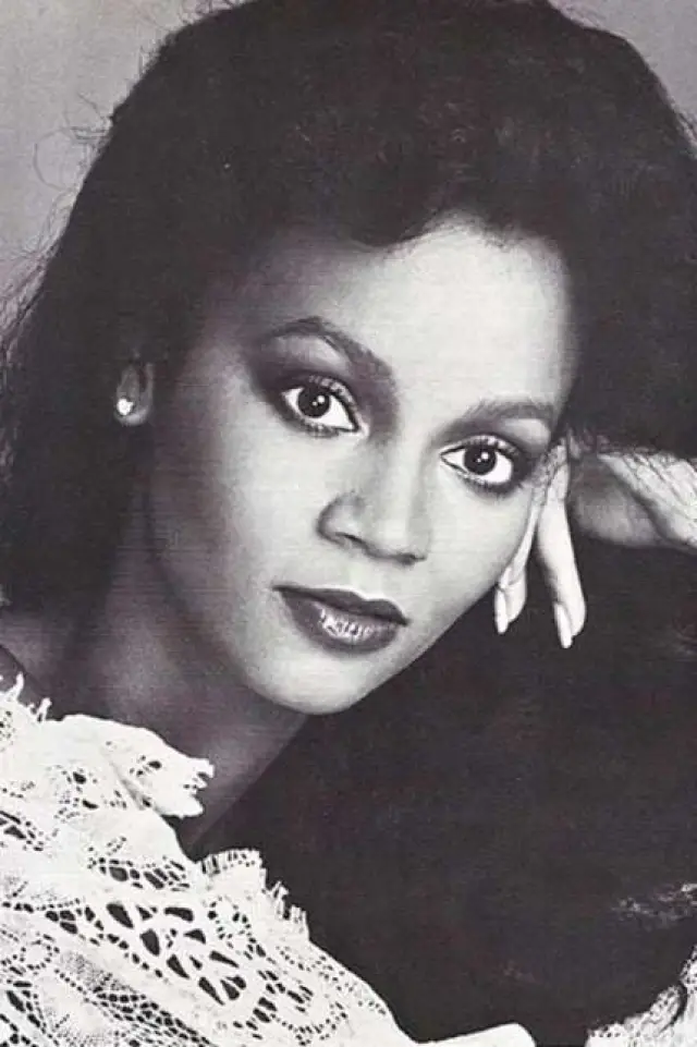 Zdjęcie  (Denise Gordy)