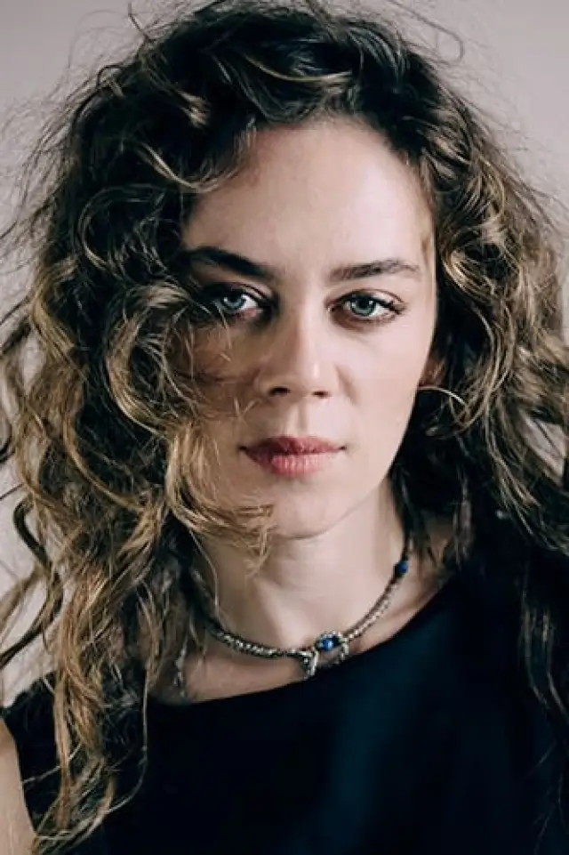 Zdjęcie  (Demet Evgar)