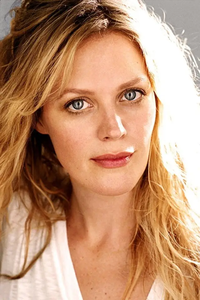 Zdjęcie  (Elizabeth Stanley)