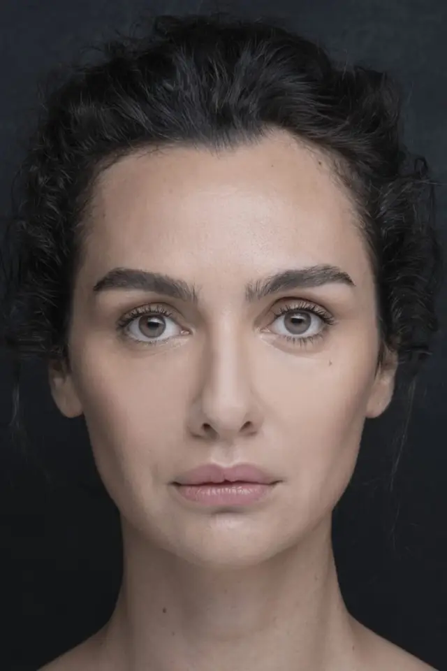 Zdjęcie Birce Akalay