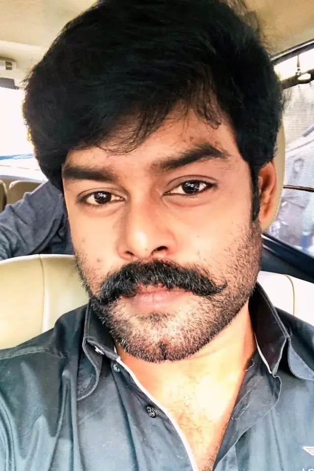 Zdjęcie R. K. Suresh (R. K. Suresh)