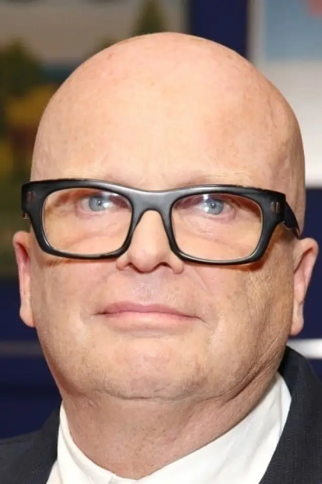 Zdjęcie Dominic Savage