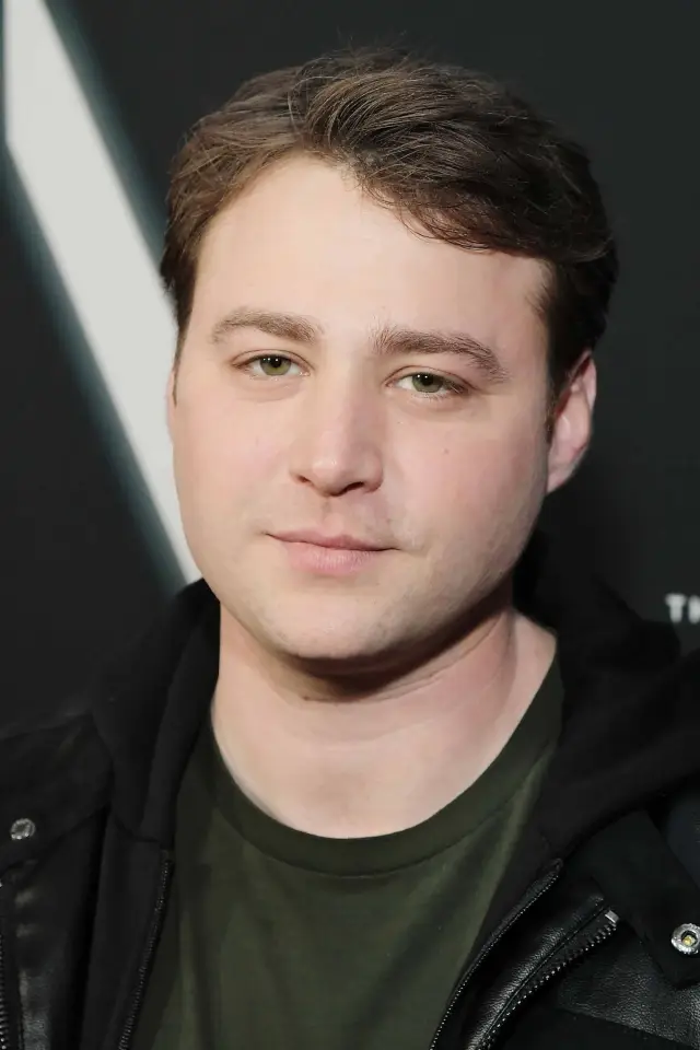 Zdjęcie Emory Cohen