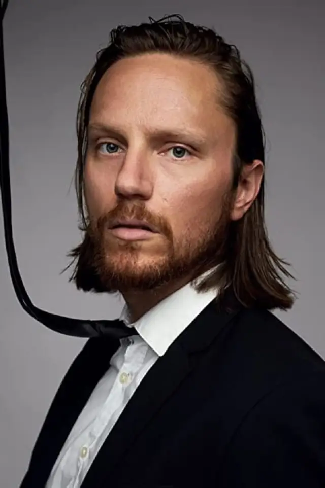 Zdjęcie Joshua Mikel