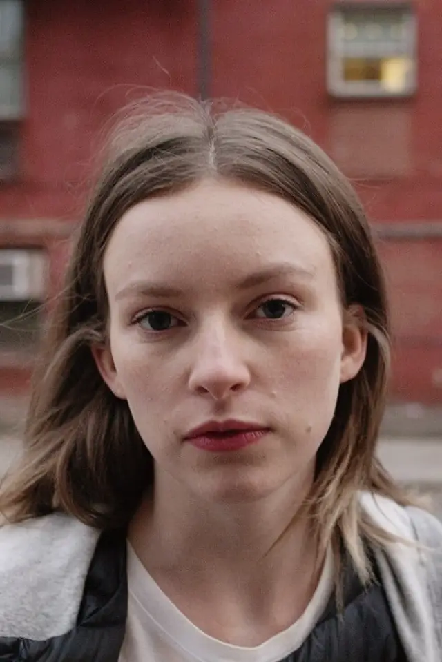 Zdjęcie Deragh Campbell
