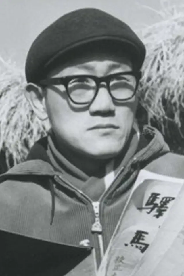 Zdjęcie  (Kim Kang-yun)