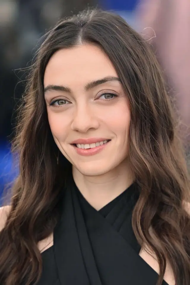 Zdjęcie Merve Dizdar