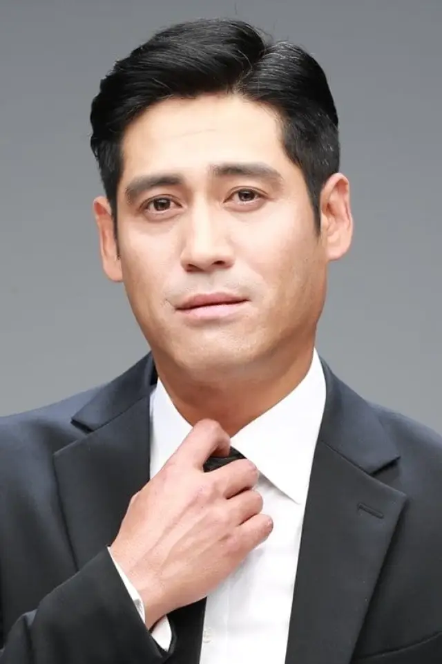 Zdjęcie  (Lee Hyeong-cheol)