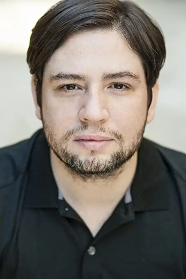 Zdjęcie  (Jonathan Lisecki)