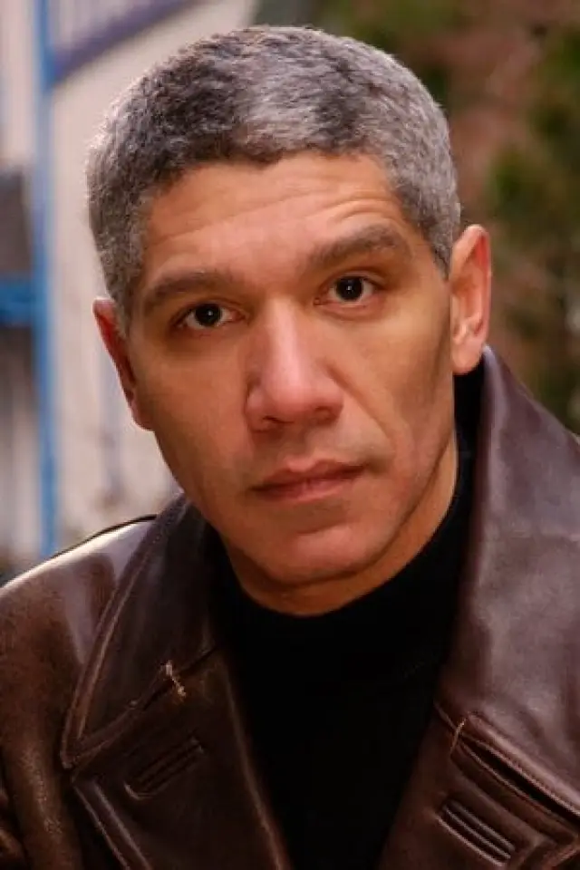Zdjęcie Peter Francis James