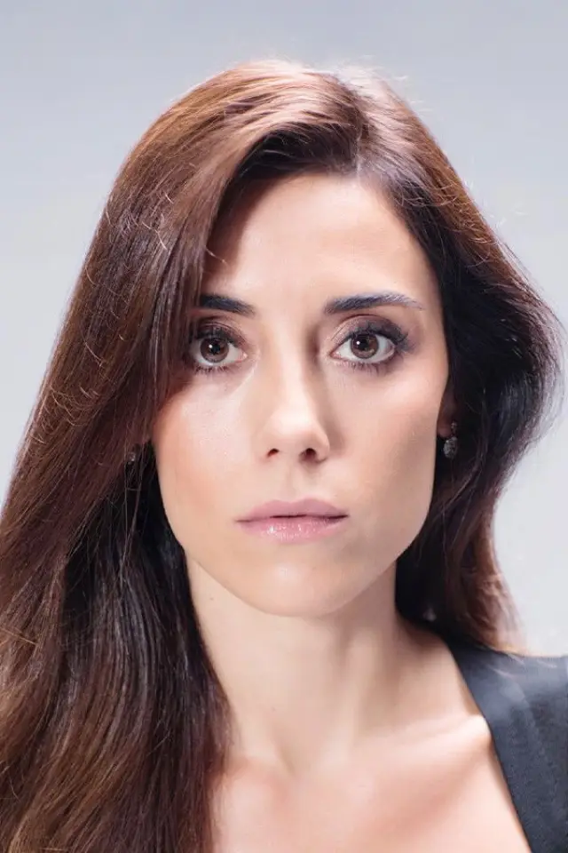 Zdjęcie  (Cansu Dere)