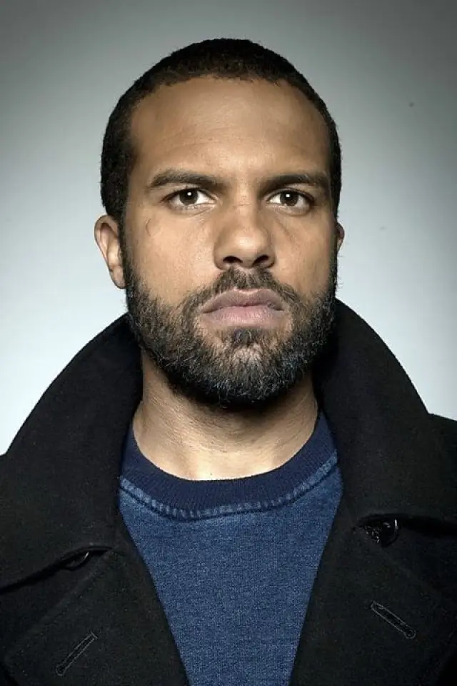 Zdjęcie O.T. Fagbenle