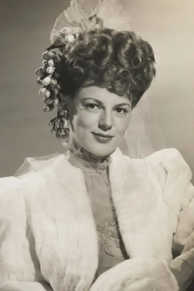 Zdjęcie  (Faye Marlowe)