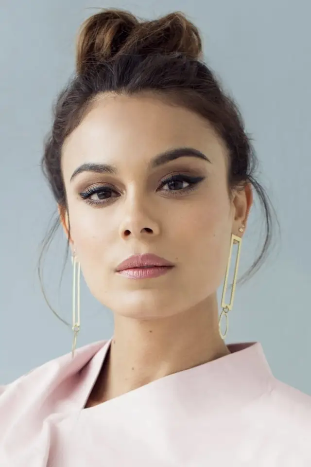 Zdjęcie Nathalie Kelley